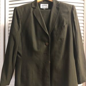 Suit
